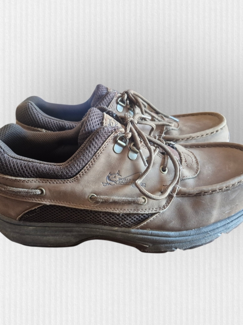 Brown Leather Men’s Boat Shoes — Cushioned Lace-Up